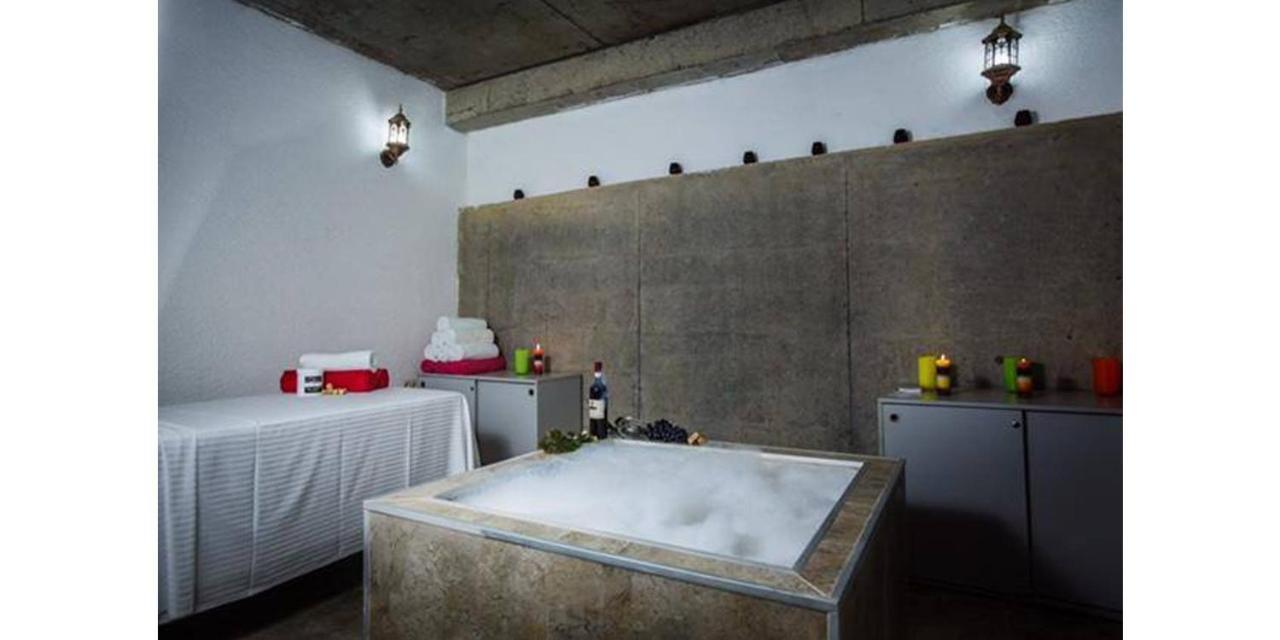 Degustarium Hotel Tbilisi Exteriör bild