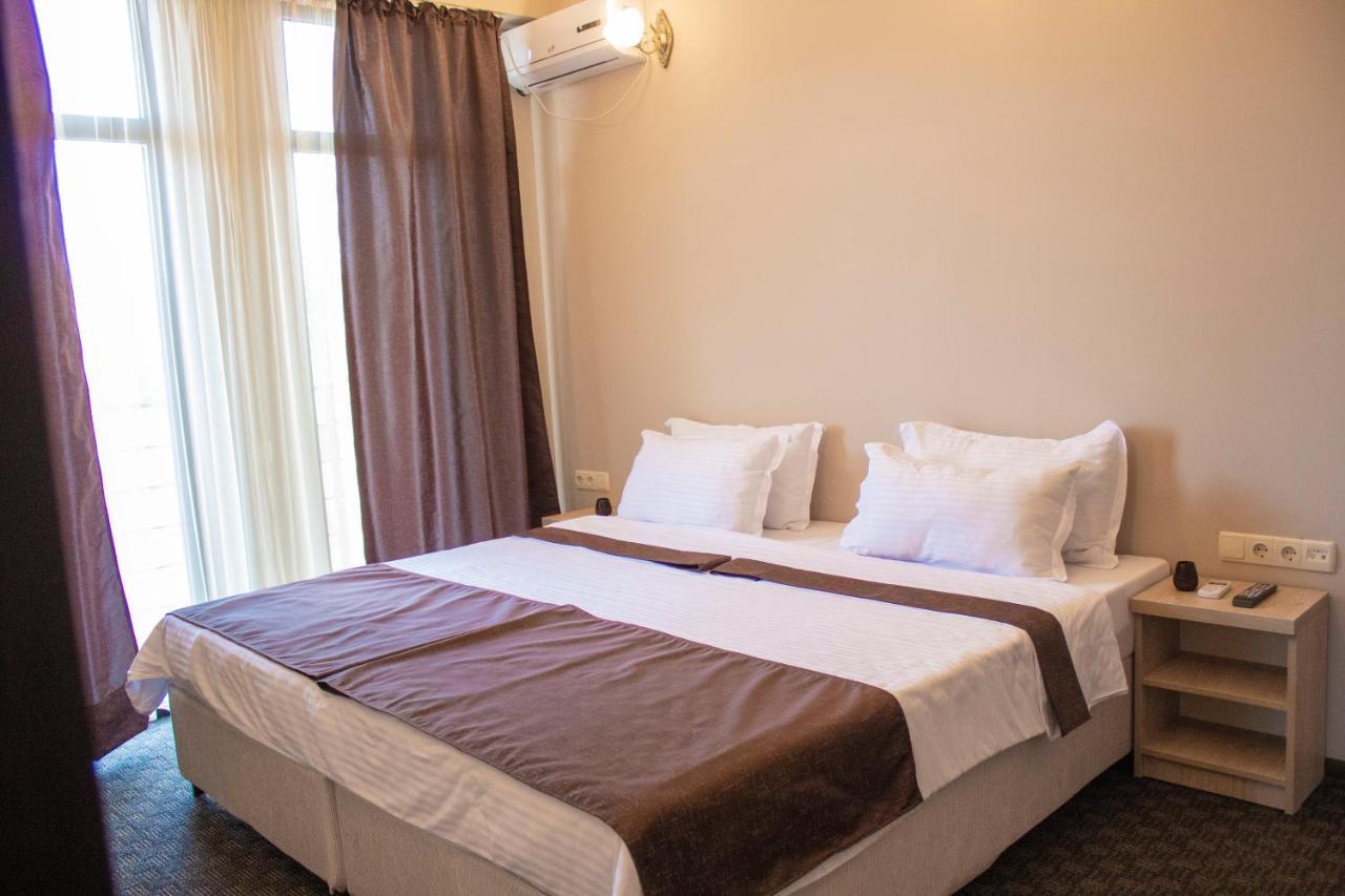 Degustarium Hotel Tbilisi Exteriör bild