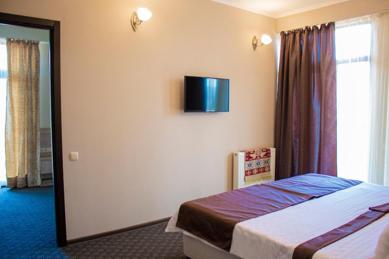 Degustarium Hotel Tbilisi Exteriör bild